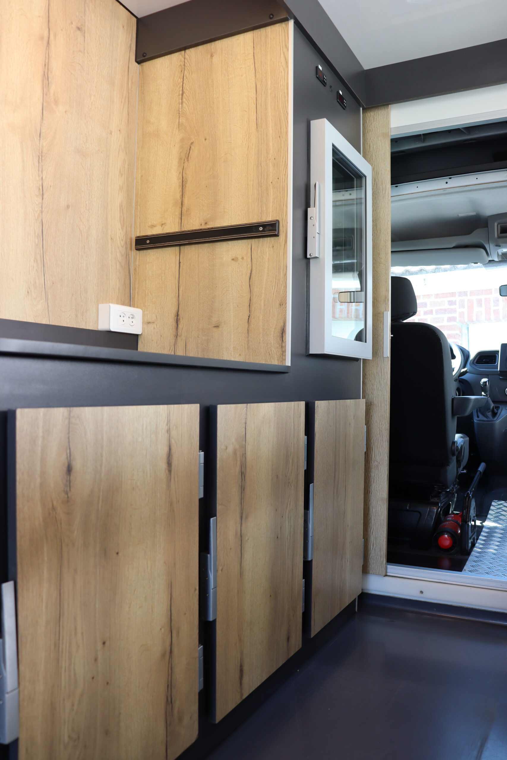Camion Ambulant Occasion 202309001 J2C Magasin