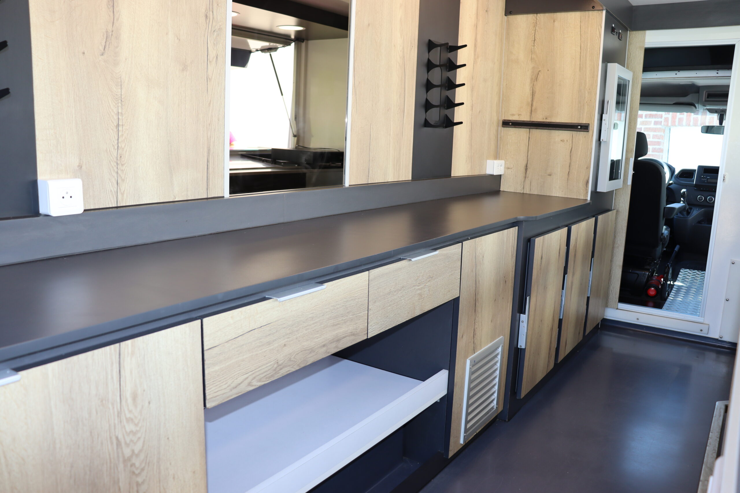Camion Ambulant Occasion 202309001 J2C Magasin