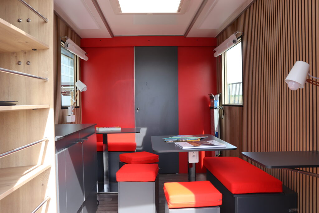 bureau camion magasin