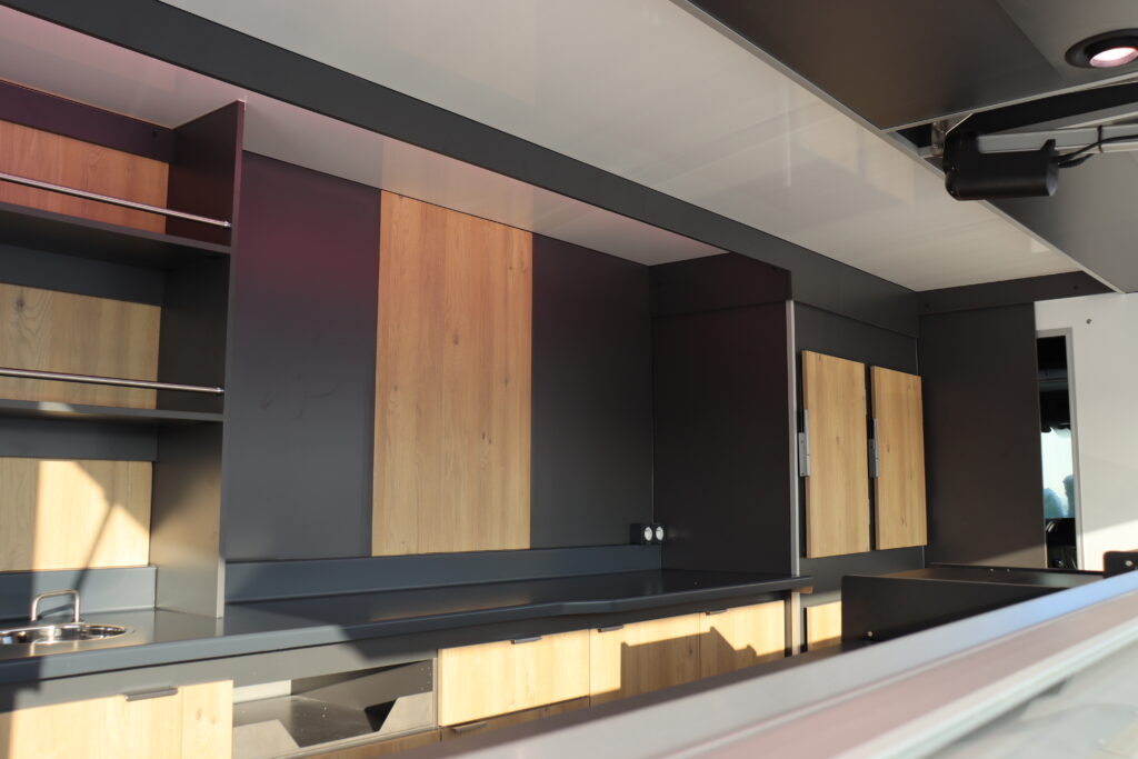 Camion magasin boucherie J2C location